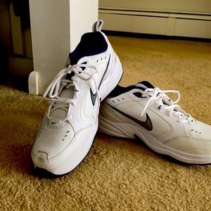 Nike Air Monarch men’s  white sneakers with blue trim